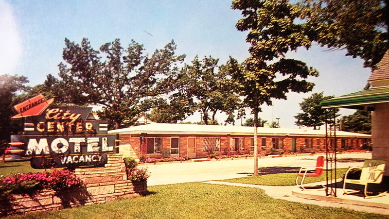 City Center Motel - Vintage Postcard (newer photo)